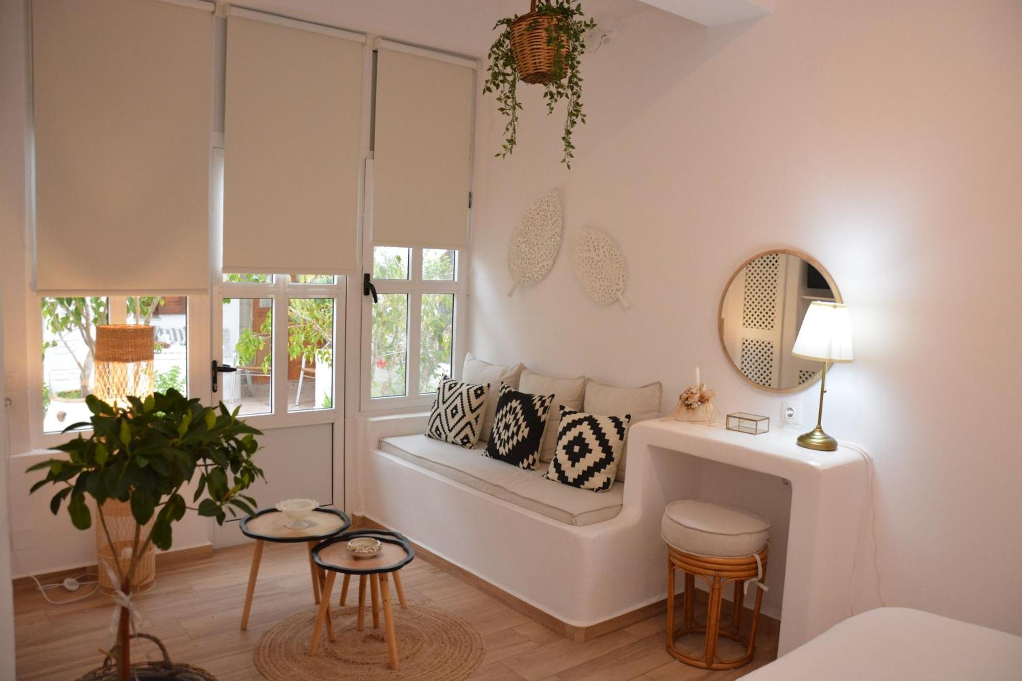 Patmos Little Suites Skála Cameră foto
